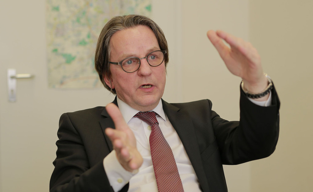 Rathaus Abtei, Büro Speen: Interview mit Dr. Gregor Bonin